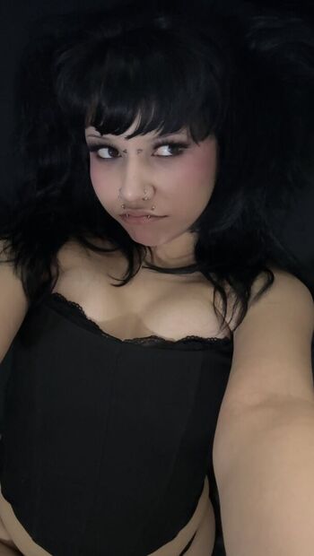 Full leaked Bvniiie private photo