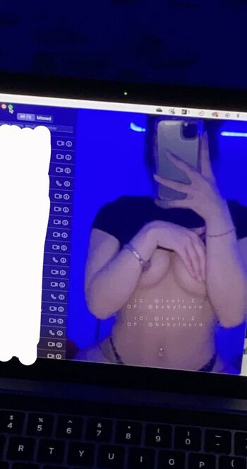 Full leaked Bxbylaura page private photo