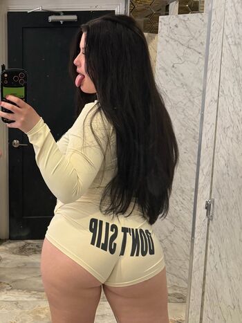 Full leaked Byebelicia private photo