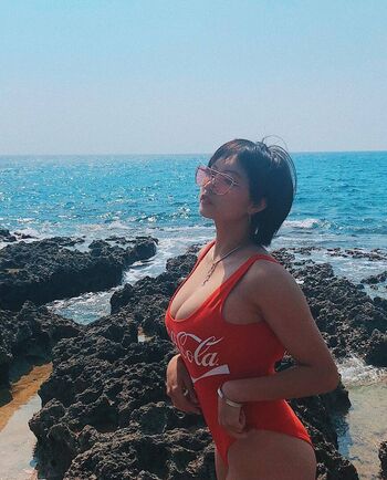 Full leaked C zhao e private photo