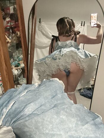Full leaked Csmic moon private photo