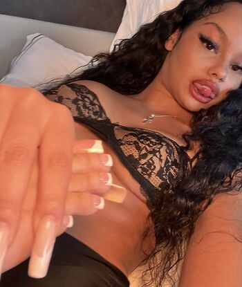 Full leaked Cllmevicky private photo