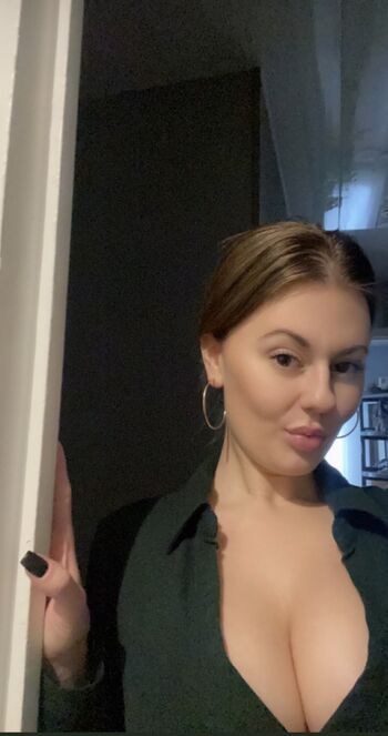 Full leaked Caarlita private photo