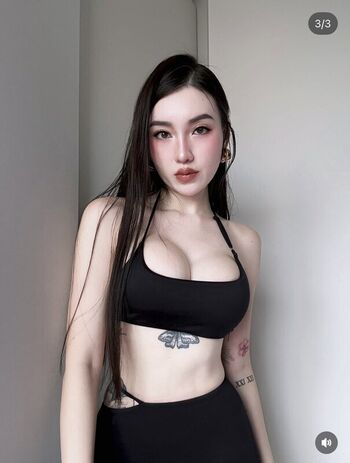 Full leaked Cagedbutterflies private photo