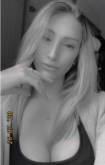 Full leaked Caitlin beevers private photo