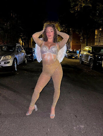 Full leaked Caitlin bond private photo