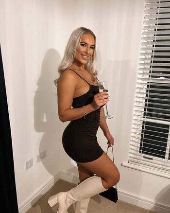 Full leaked Caitlin perriam page private photo