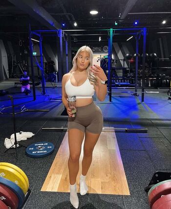 Full leaked Caitlin perriam private photo