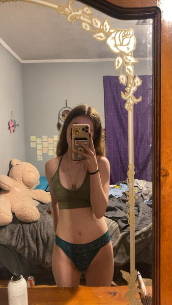 Full leaked Caitlyn perrigin private photo