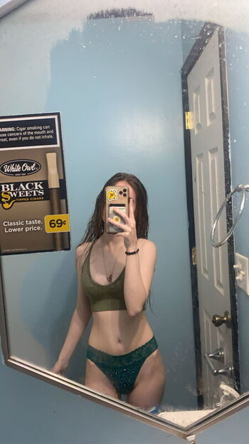 Full leaked Caitlyn perrigin private photo