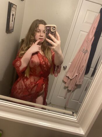 Full leaked Caitlynraww private photo