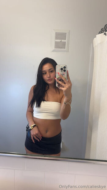 Full leaked Calie skye private photo