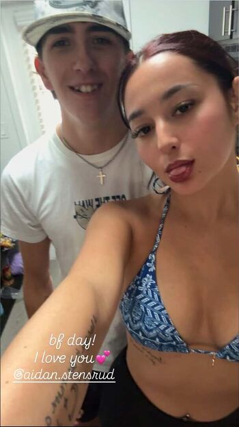 Full leaked Calie skye private photo