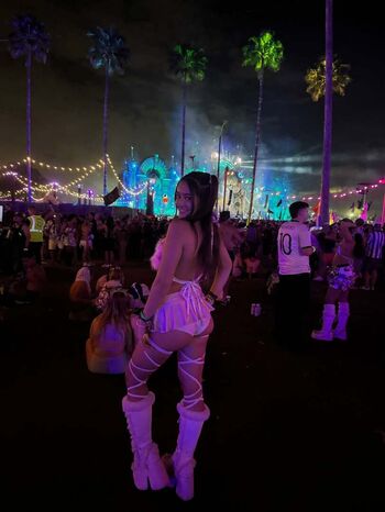 Full leaked Calie skye private photo