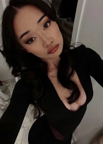 Full leaked Callina liang page private photo
