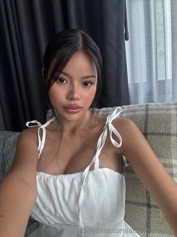 Full leaked Callmemia private photo