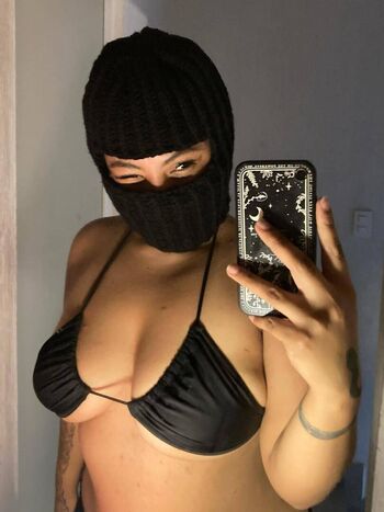 Full leaked Callmeservin private photo