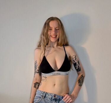 Full leaked Calvin klein private photo