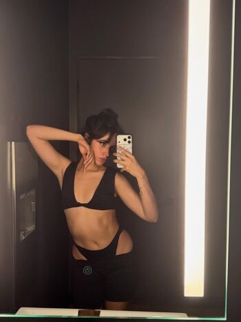 Full leaked Camila cabello private photo