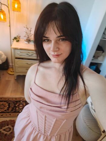 Full leaked Camillaisadoll page private photo