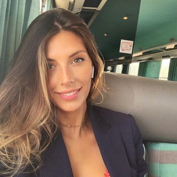 Full leaked Camille cerf private photo