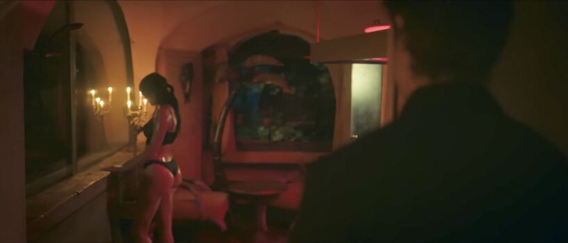 Full leaked Camille lou private photo