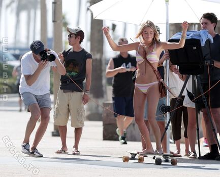 Full leaked Camille rowe private photo