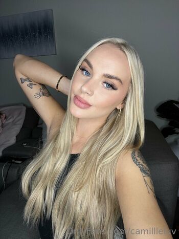 Full leaked Camillleluv private photo