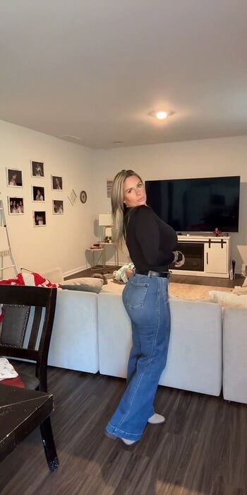 Full leaked Candice private photo