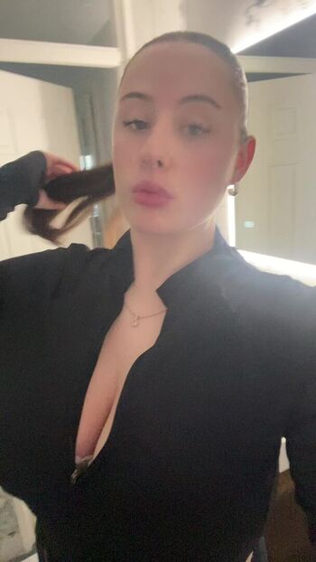 Full leaked Candicedih page private photo