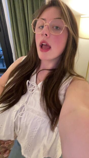 Full leaked Candicedih page private photo