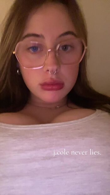 Full leaked Candicedih page private photo
