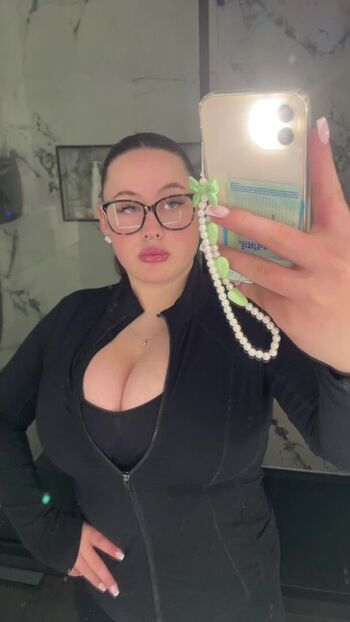 Full leaked Candicedih private photo