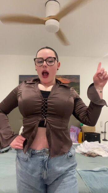 Full leaked Candicedih private photo