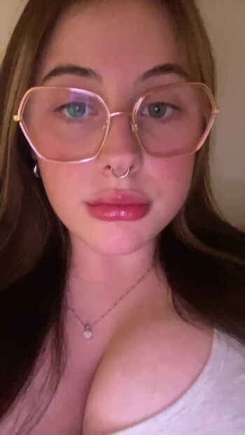 Full leaked Candicedih private photo