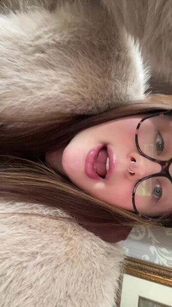 Full leaked Candicedih private photo