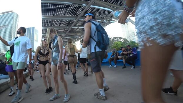 CANDID Boobs