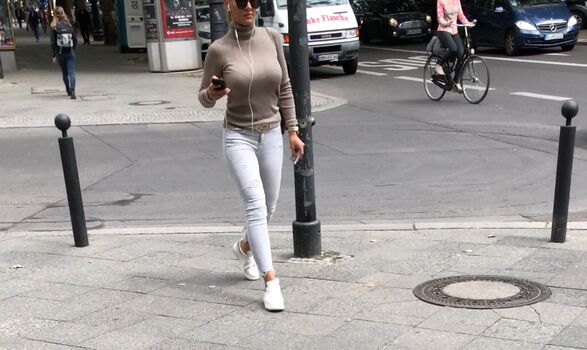 Full leaked Candid boobs private photo