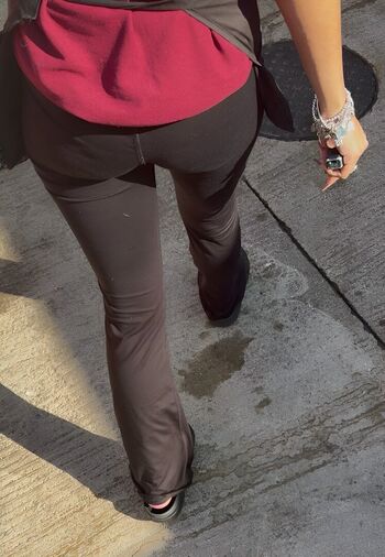 Full leaked Candidsluts page private photo