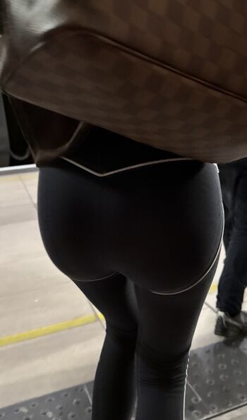 Full leaked Candidsluts private photo