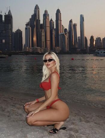 Full leaked Cansu taskin private photo