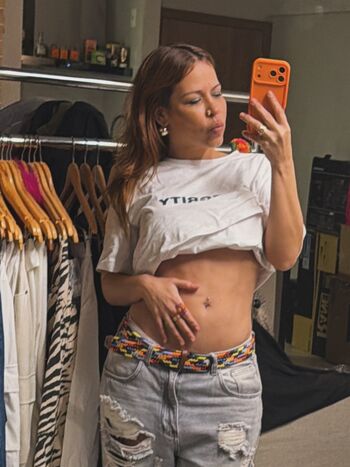 Full leaked Cantora flora matos private photo