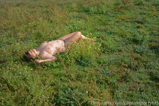 Full leaked Captainpartytits private photo