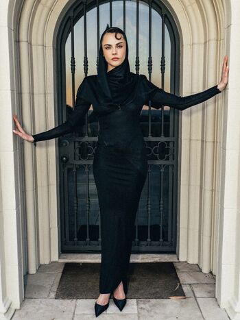 Full leaked Cara delevingne private photo