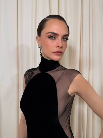 Full leaked Cara delevingne page private photo