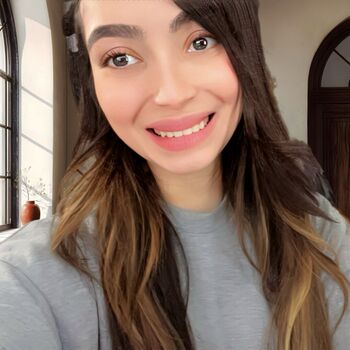 Full leaked Caradeliz private photo