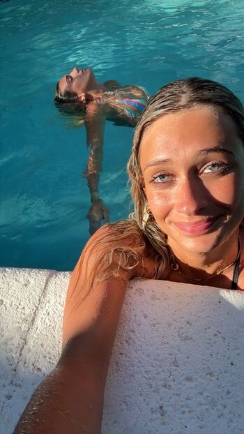 Full leaked Cararhode private photo