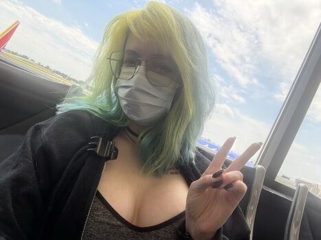 Full leaked Carbunny private photo