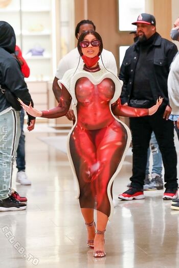 Full leaked Cardi b private photo