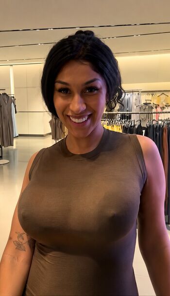 Full leaked Cardi b private photo